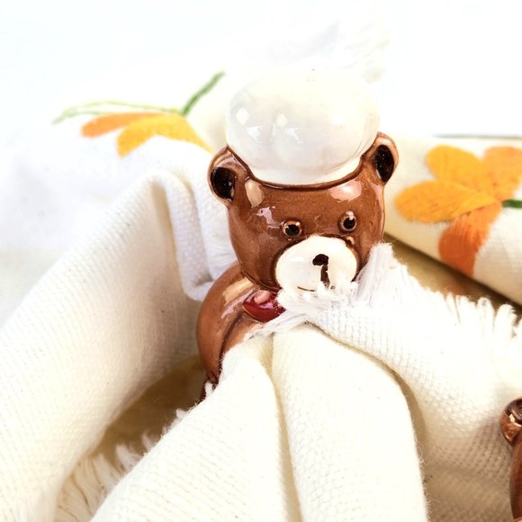 Vintage - Set of 4 - Hand-Painted Porcelain Bunny Napkin Ring - Picture 3 of 9